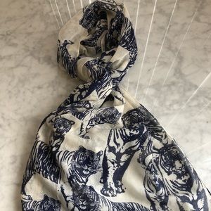 Blue/white tiger print scarf by Ivana Helsinki